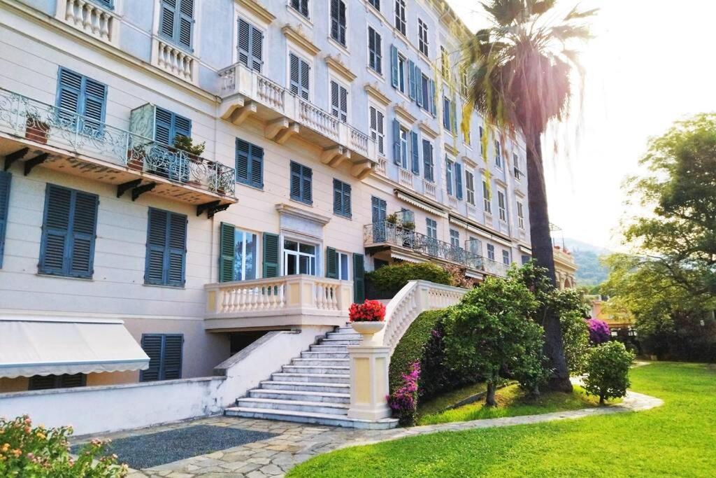Apartamento Casaviva - Beautiful Bilo With Shared Pool In Genova Nervi Exterior foto
